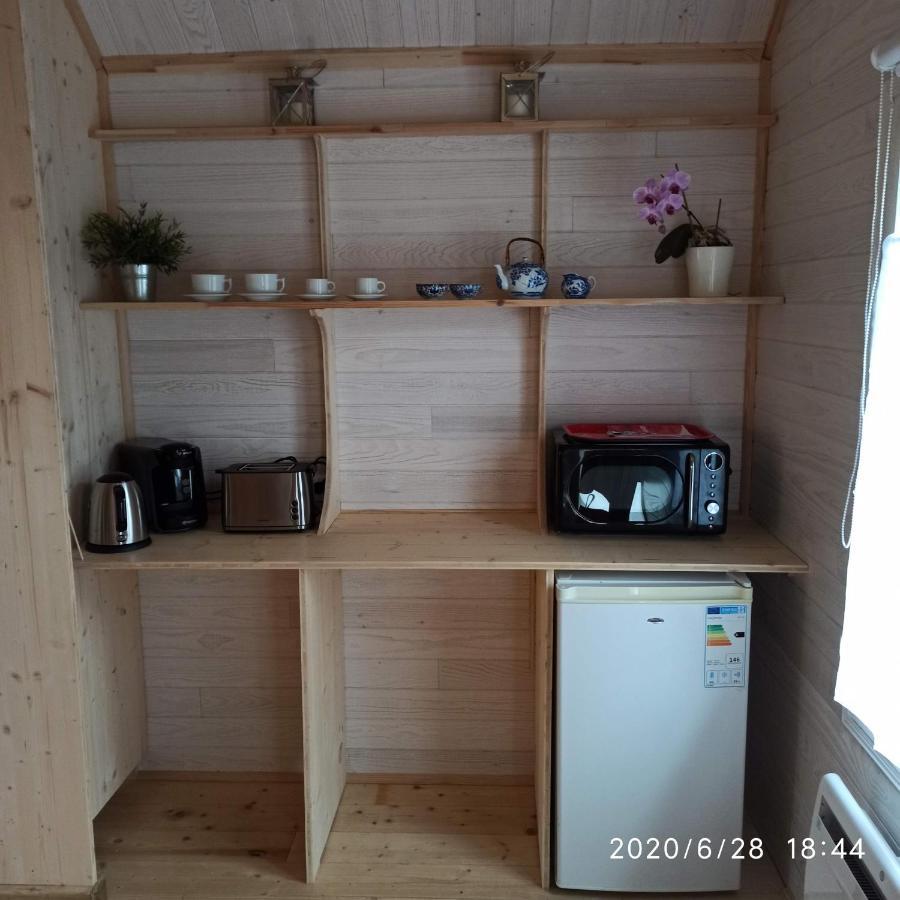 Une Tiny House A Decouvrir Au Coeur De La Cite ! Contrexéville Exterior photo